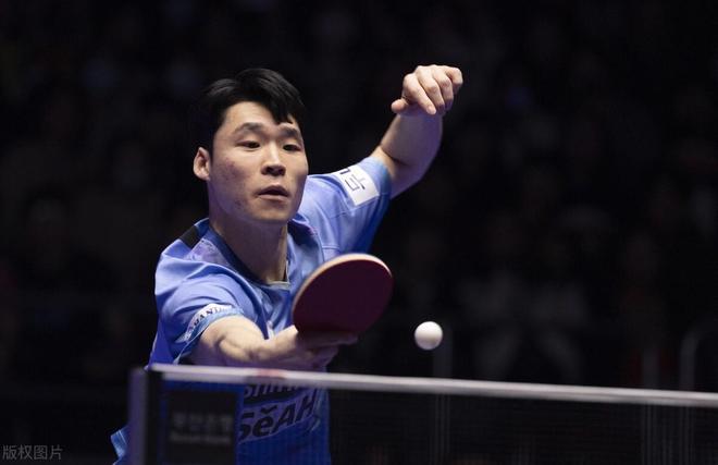 日本队显得 日本队显得