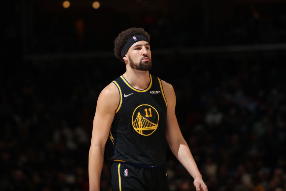 虎视眈眈 虎视眈眈