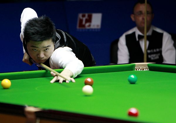 对阵高大内 对阵高大内